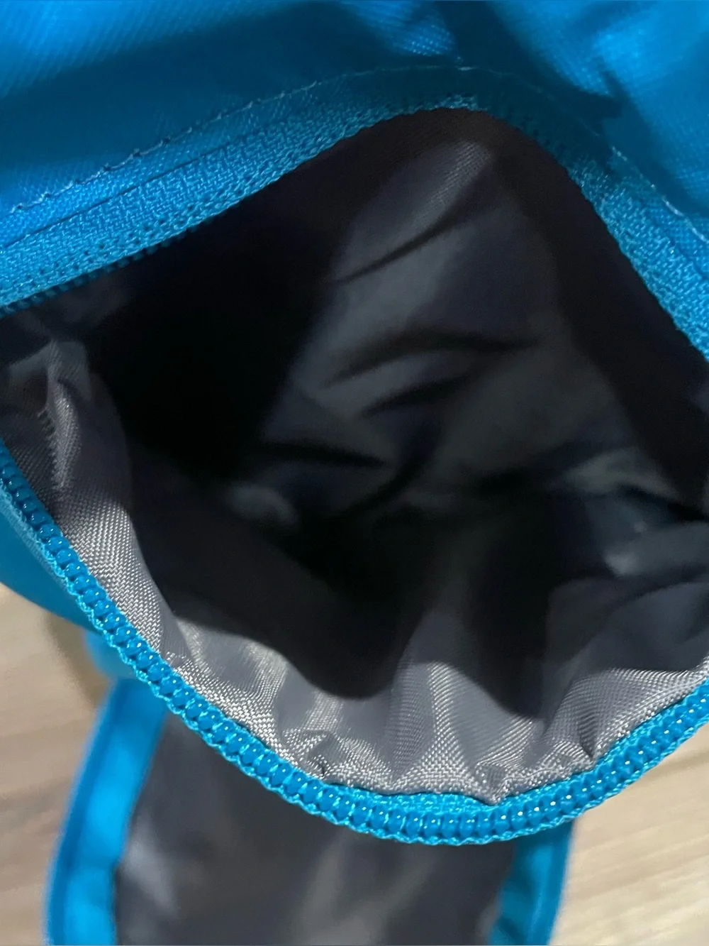 CAMELBAK Mini Mule Kids Hiking Backpack Bright Blue Small Camping Daypack